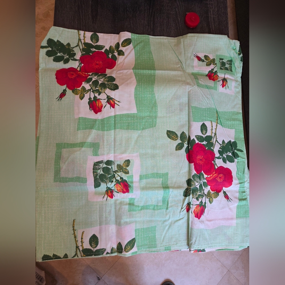 Floral Patterned Bedding Set - Picture 6 of 9